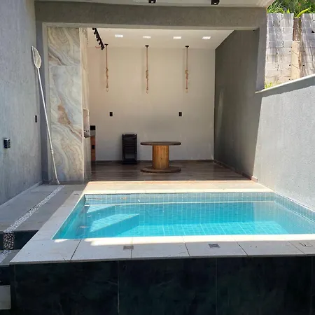 Casa aconchegante com piscina-2